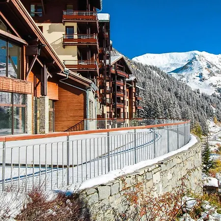 Cosy, Modern 2-bed With Fireplace & Beautiful Views